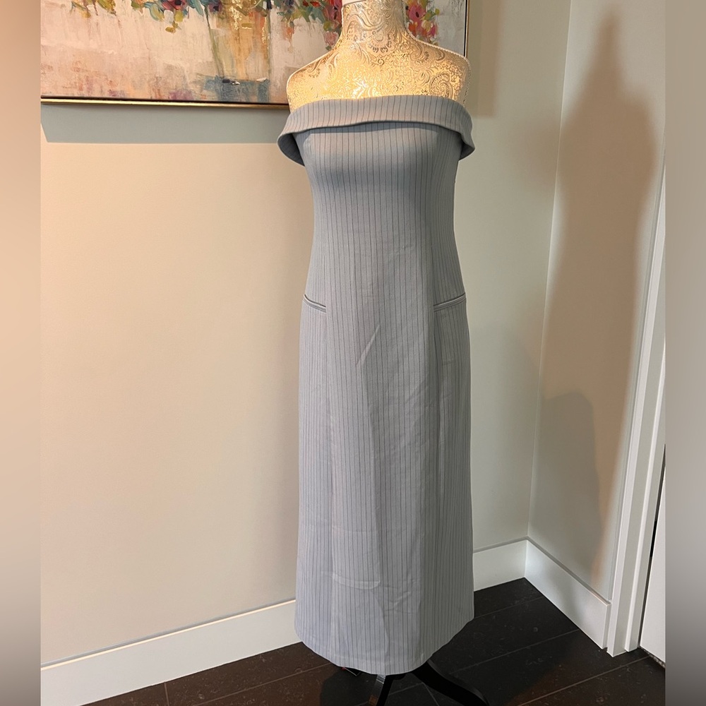 Abercrombie & Fitch Off-Shoulder Sheath Dress